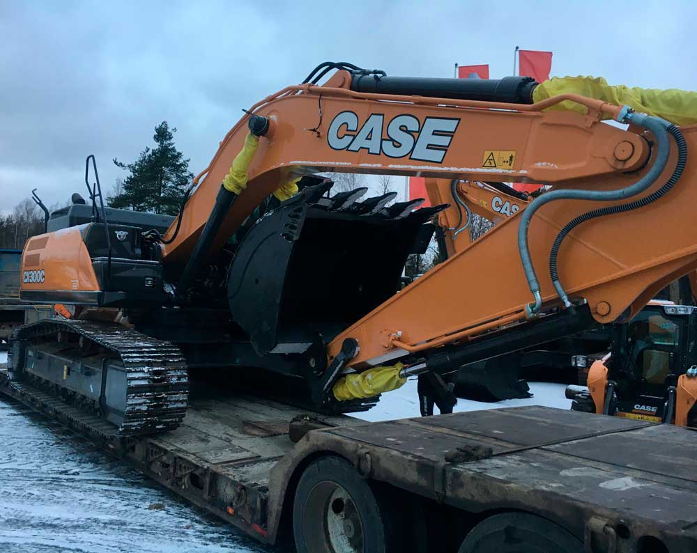 Навесное оборудование для экскаватора: как расширить линейку услуг без покупки новой техники 1 Навесное оборудование для экскаватора