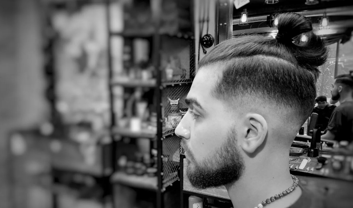 Барбершоп - когда мужская стрижка выглядит дорого