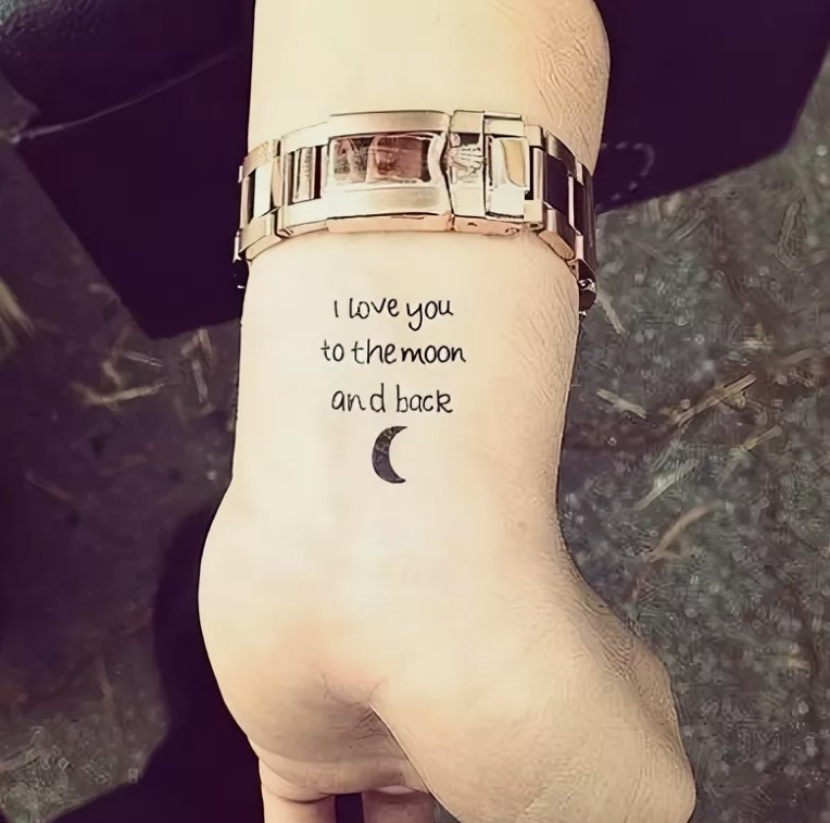 Маленькая тату &mdash; большая история которая всегда с тобой